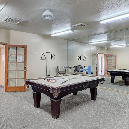 Condo With Heated Pool, Hot Tub, Near Walking Paths Glendale Exteriör bild