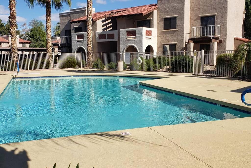 Condo With Heated Pool, Hot Tub, Near Walking Paths Glendale Exteriör bild