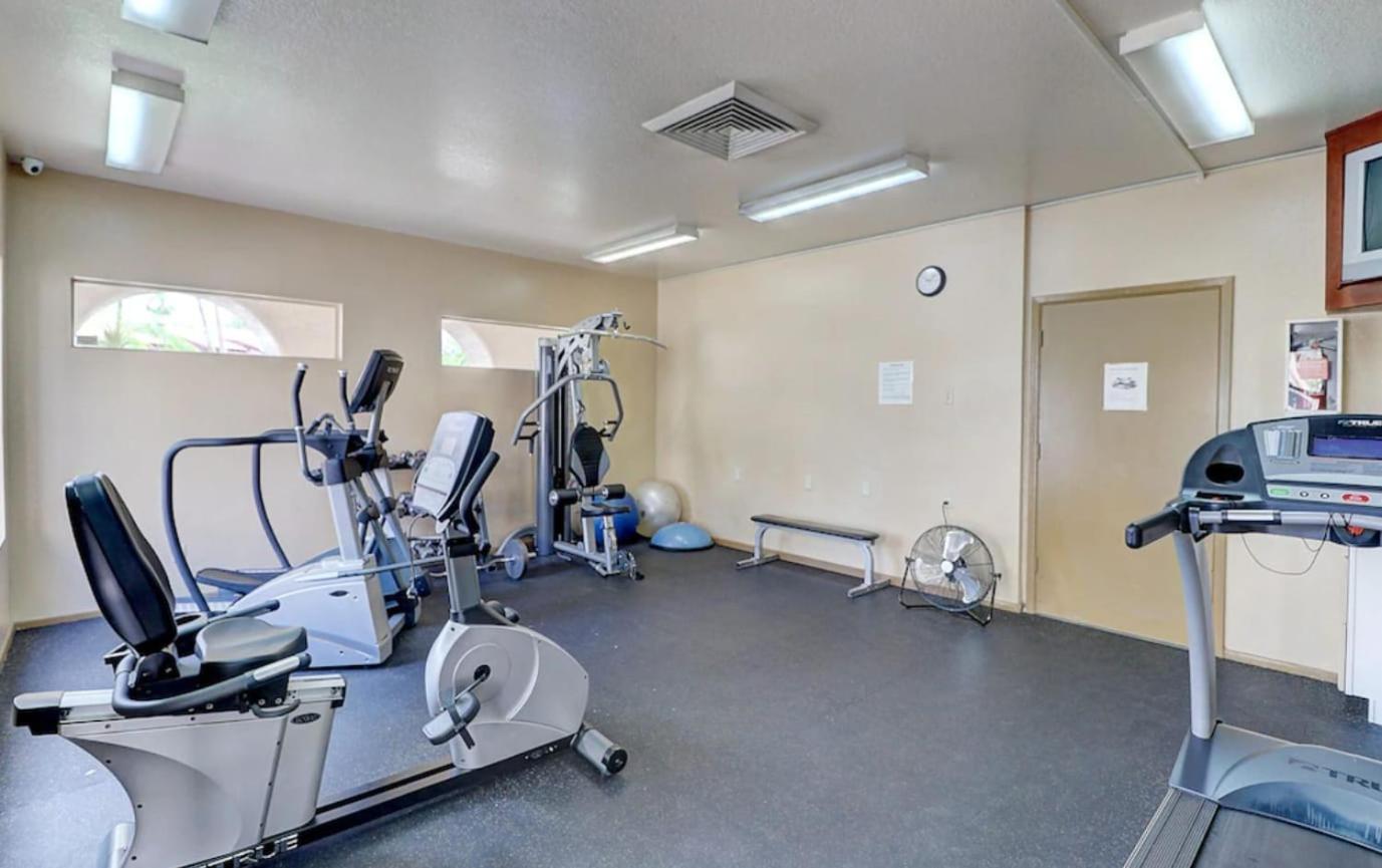 Condo With Heated Pool, Hot Tub, Near Walking Paths Glendale Exteriör bild