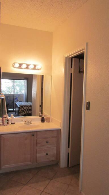 Condo With Heated Pool, Hot Tub, Near Walking Paths Glendale Exteriör bild